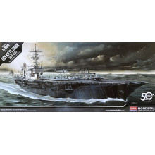 Сборная модель: USS Kitty Hawk,  (2019) 1:800 14210 Academy Сборная модель: USS Kitty Hawk,  (2019) 1:800 14210 Academy