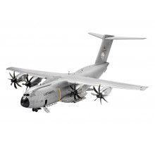 Сборная модель Военно-транспортный самолет Airbus A400M "Luftwaffe" (1:72) 03929 Revell