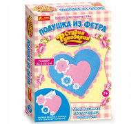 Поделки из фетра Подушка Сердце 15185016Р